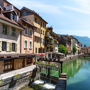 le-vasse-appartement-2-chambres-avec-terrasse-zone-pietonne.hotels-rhonealpes.com/