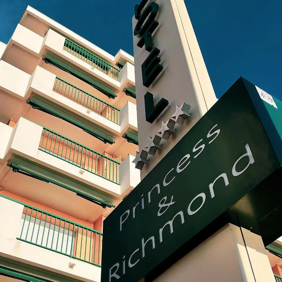 Princess Et Richmond Menton 4*,  Francia